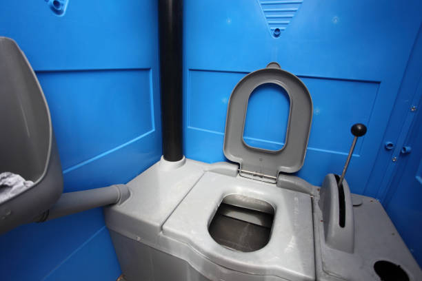 Porta potty delivery and setup in Kings Park, VA